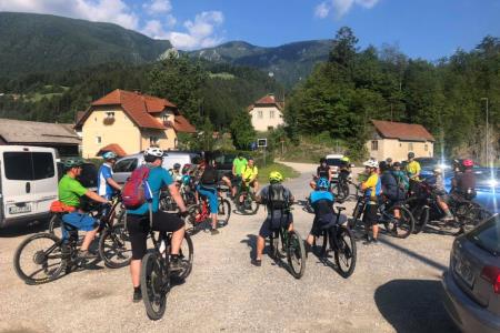 Jutranje zbiranje udeležencev